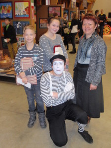 OLYMPUS DIGITAL CAMERA